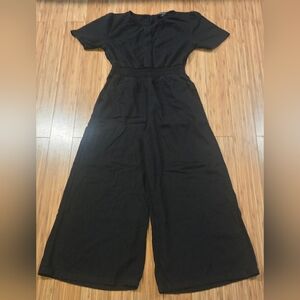 Nicole Miller Black Short-Sleeve Wide-Leg Jumpsuit